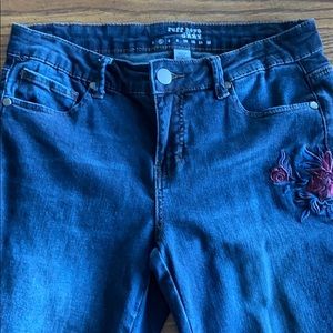 Ruff Hewn Embrodery Rose Jeans